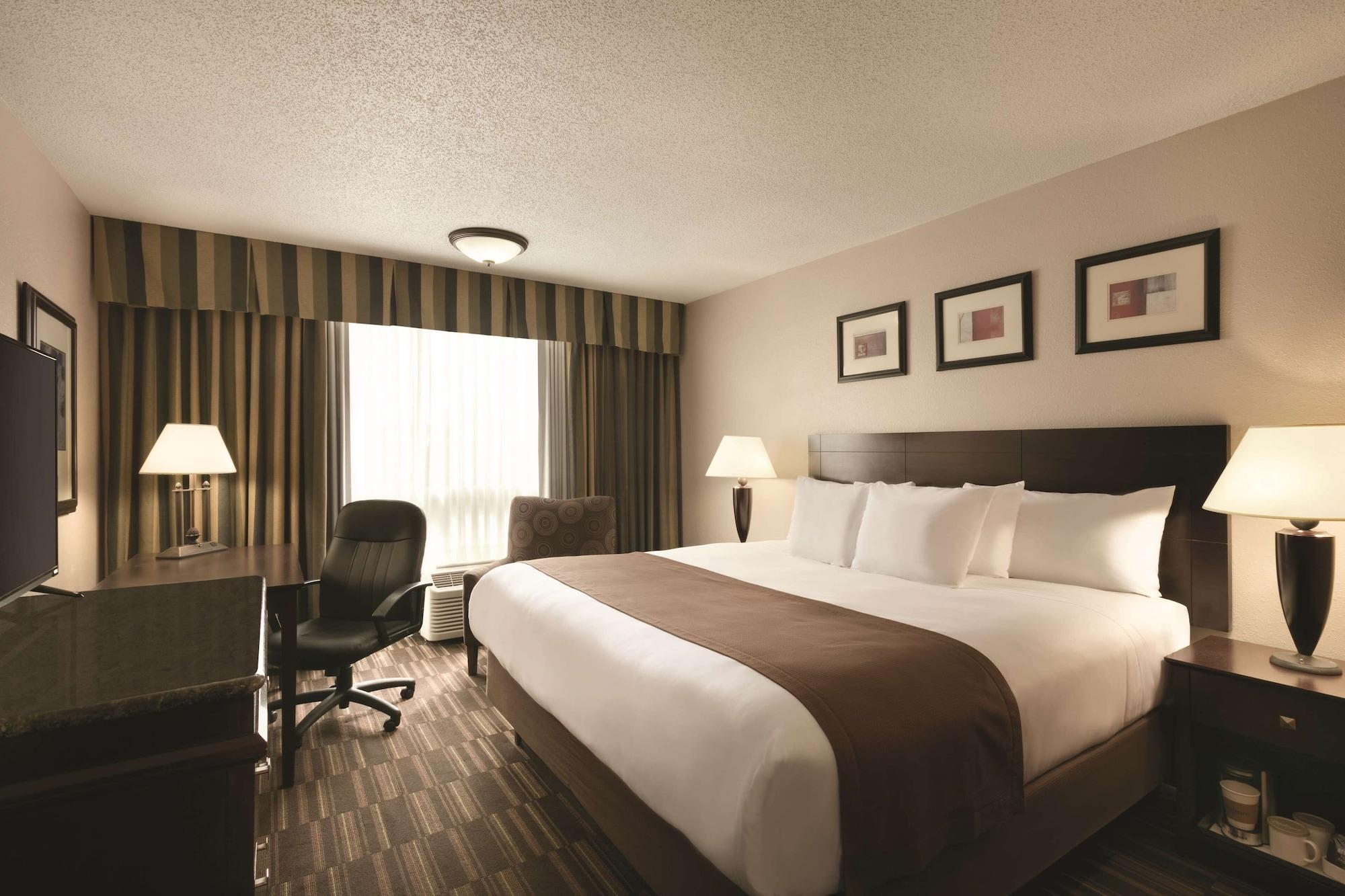 Radisson Hotel Louisville North เจฟเฟอร์สันวิลล์ ห้อง รูปภาพ